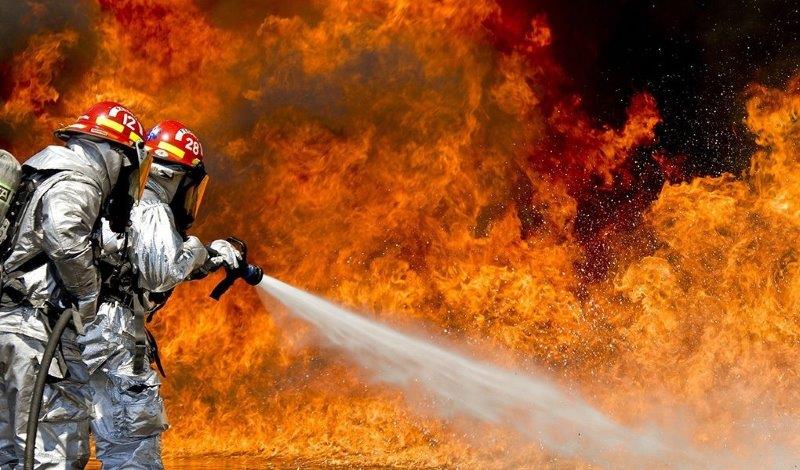 Consultoria combate a incêndio